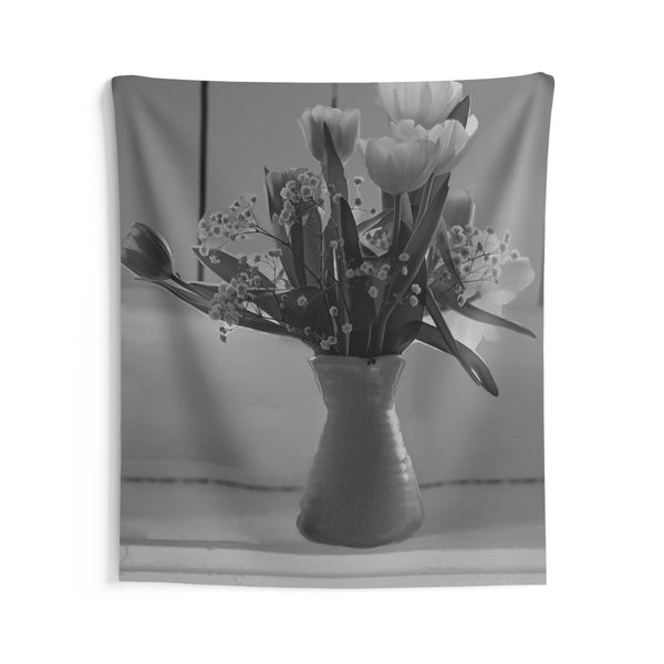 Black And White Flower Vase Tapestry