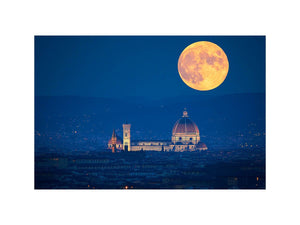Moon Over Florance 