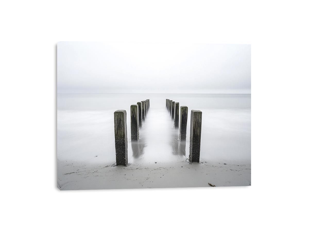 Minimalist ocean posts artwork for modern office and bedroom decor