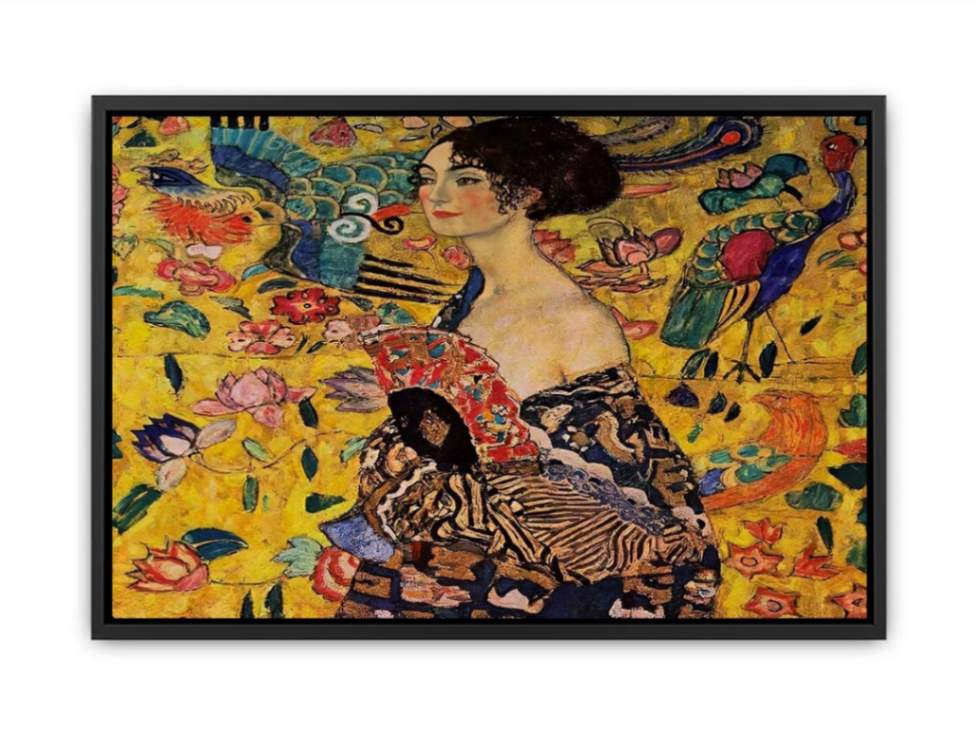 Lady With Fan Canvas Print