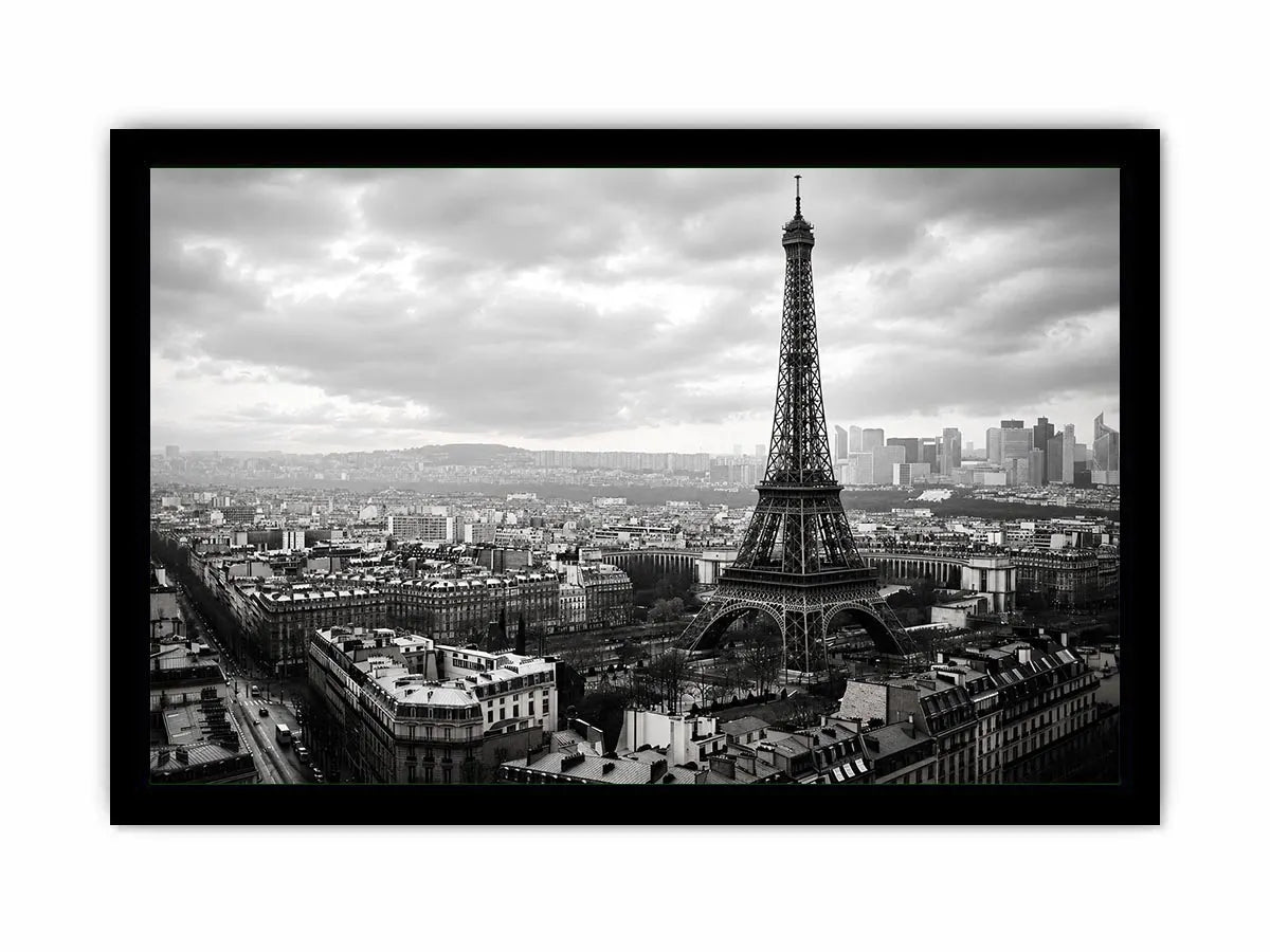 Black and white panoramic view of the Eiffel Tower overlooking the Paris cityscape