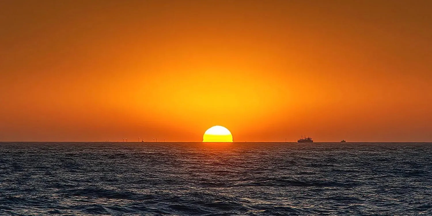 Minimal ocean sunset panoramic canvas art for modern living room decor