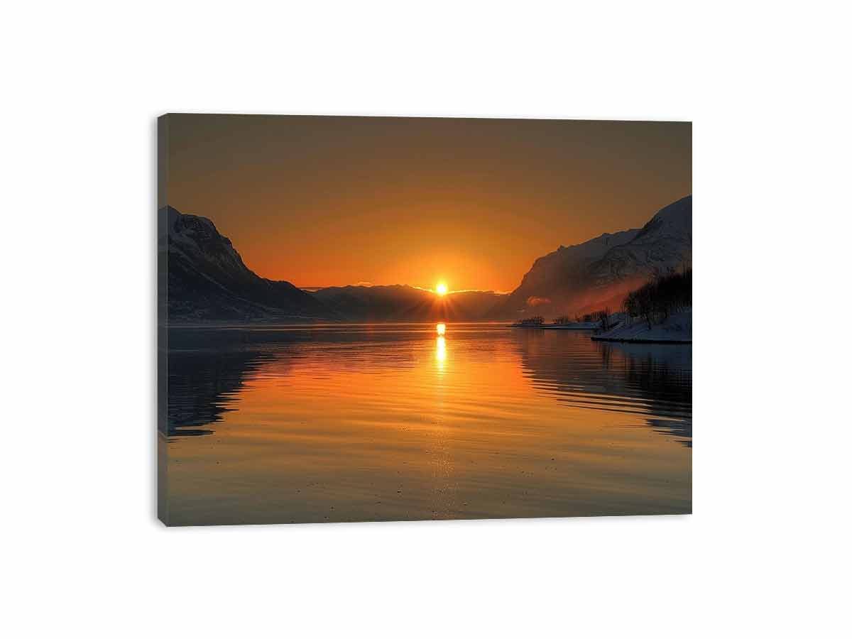 Midhnight Sun in Norway Canvas Print